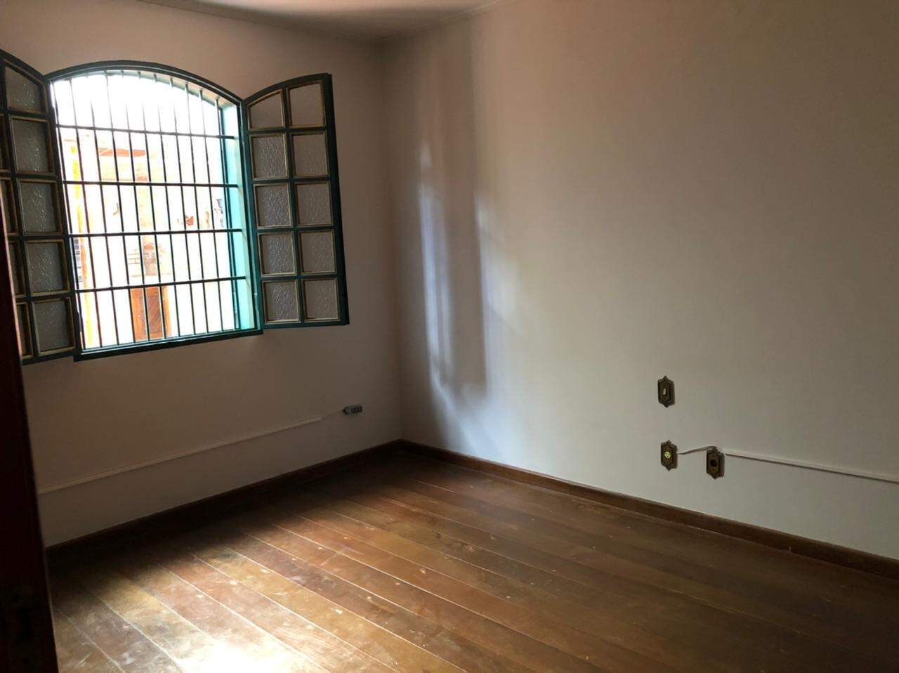 Casa à venda no Frei Eugênio: 