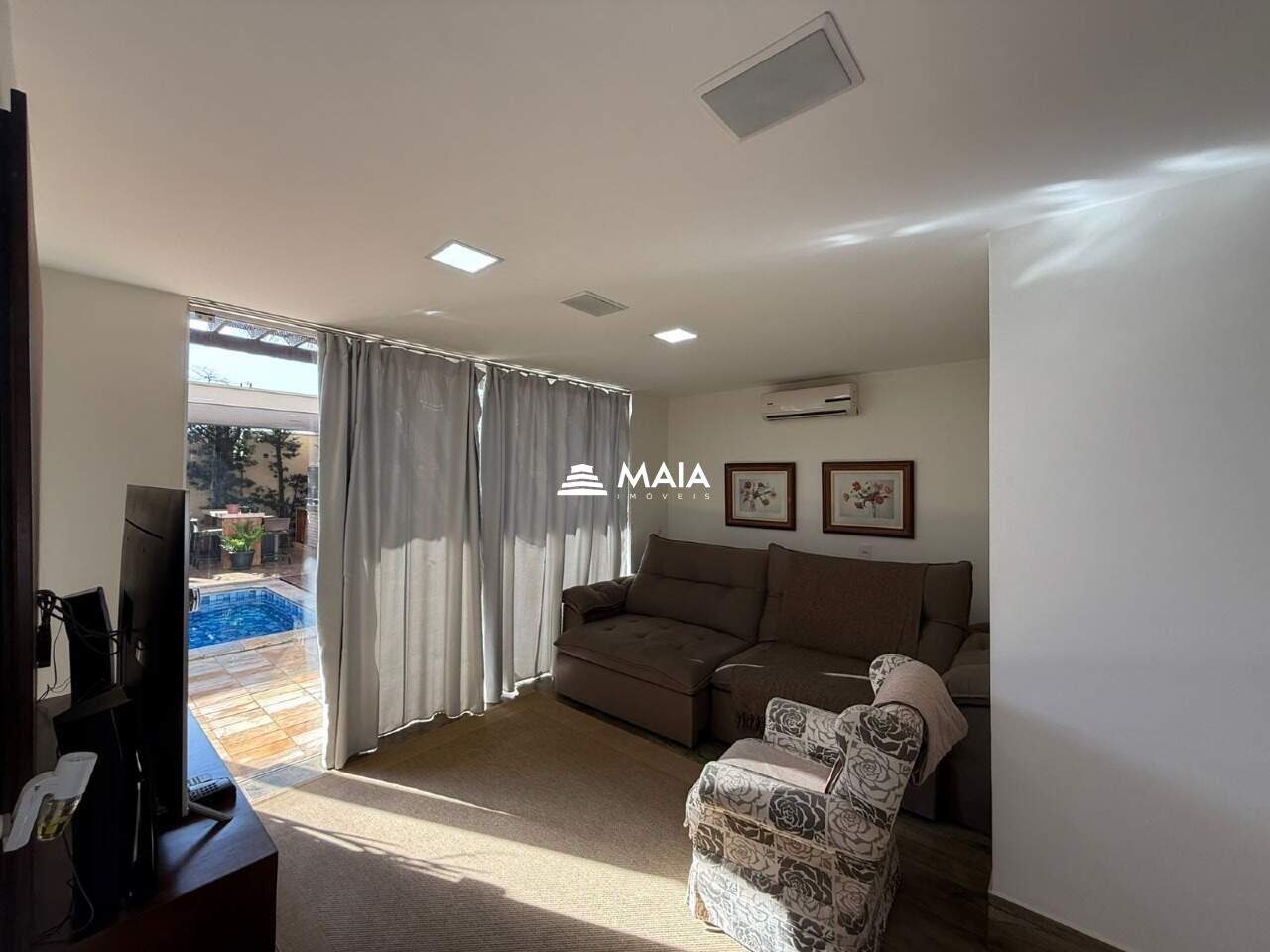 Casa de Condomínio à venda no Flamboyant Residencial Park: 