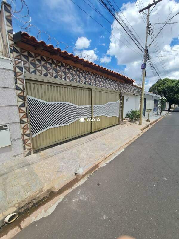 Casa para aluguel no Grande Horizonte: 