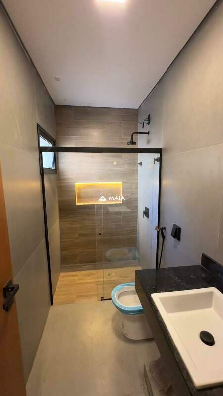 Casa de Condomínio à venda no Estância dos Ipês: 