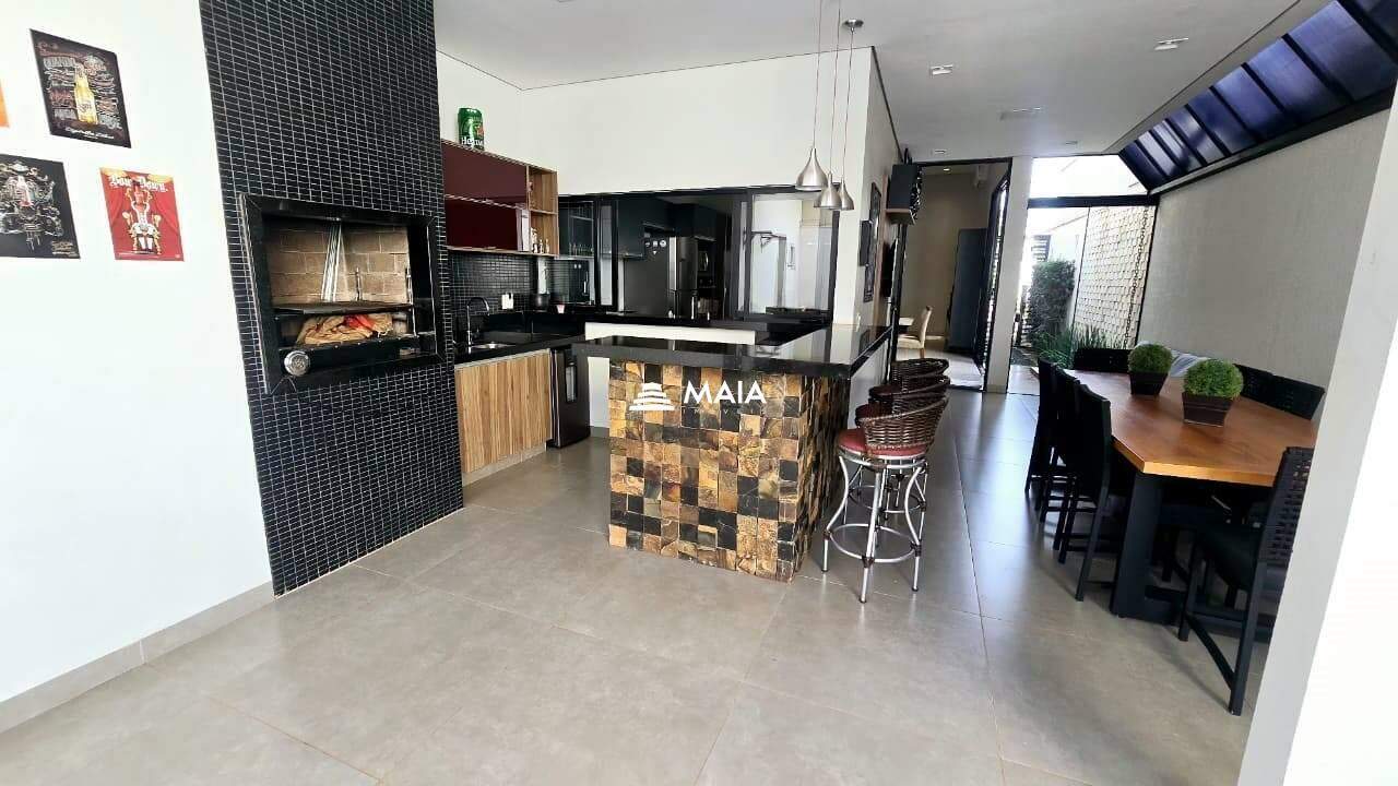 Casa de Condomínio à venda no Estância dos Ipês: 