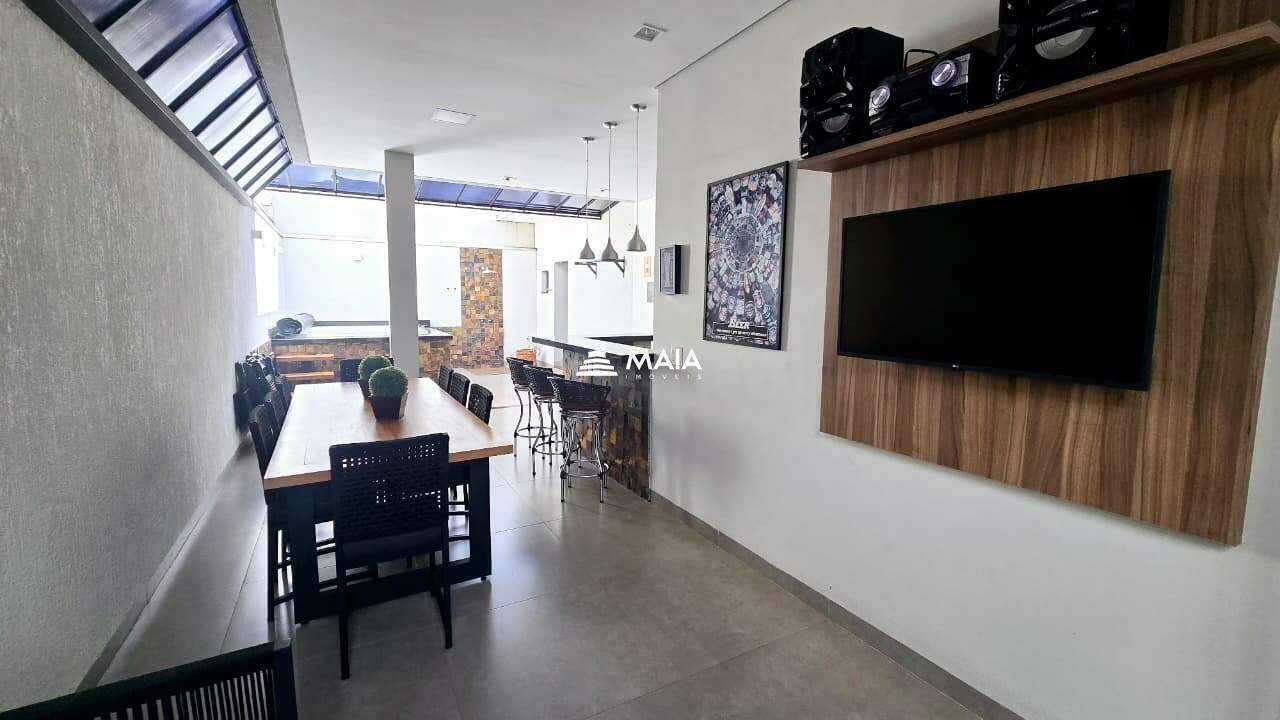 Casa de Condomínio à venda no Estância dos Ipês: 