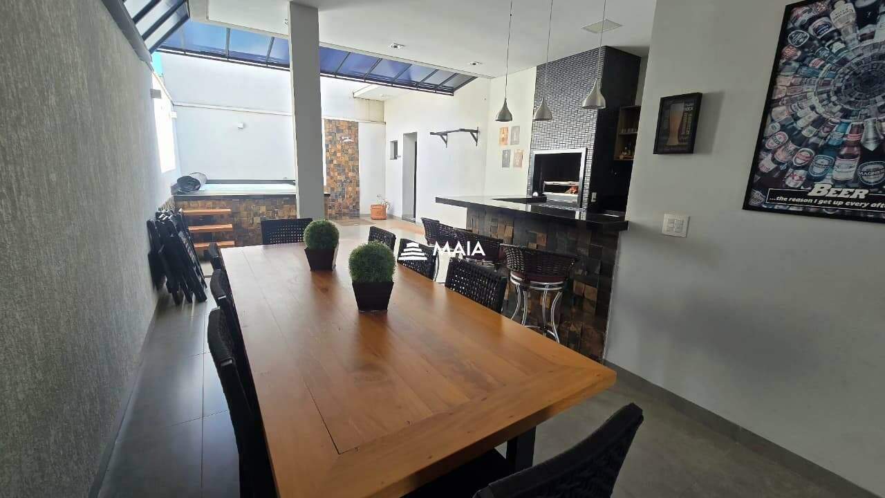 Casa de Condomínio à venda no Estância dos Ipês: 