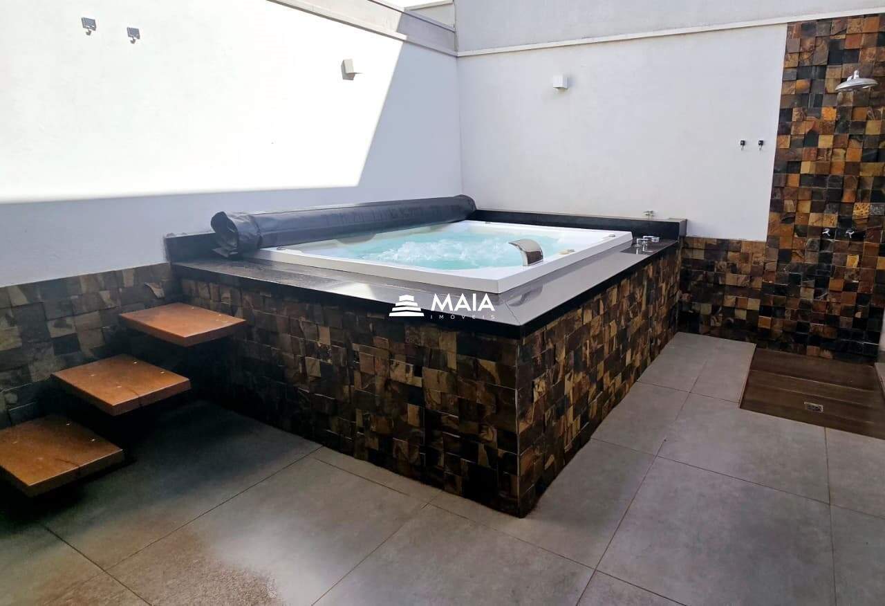 Casa de Condomínio à venda no Estância dos Ipês: 