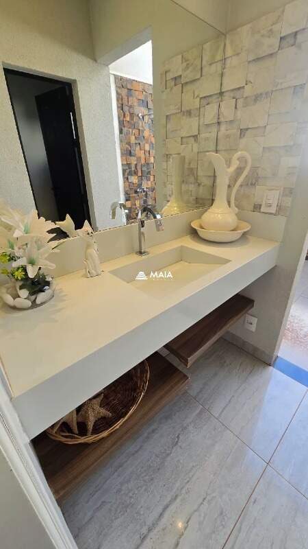 Casa de Condomínio à venda no Estância dos Ipês: 