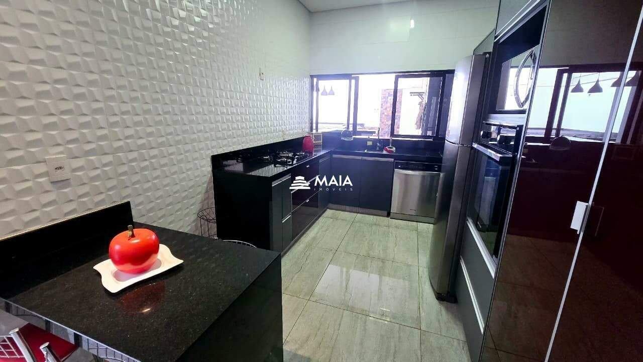 Casa de Condomínio à venda no Estância dos Ipês: 