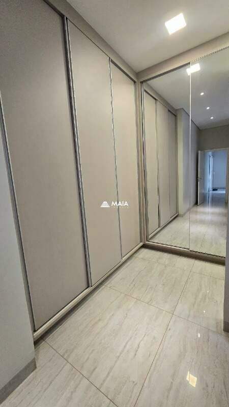 Casa de Condomínio à venda no Estância dos Ipês: 