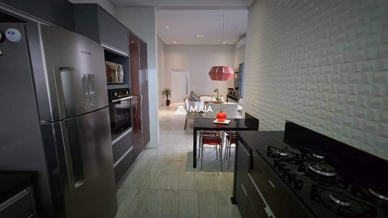 Casa de Condomínio à venda no Estância dos Ipês: 