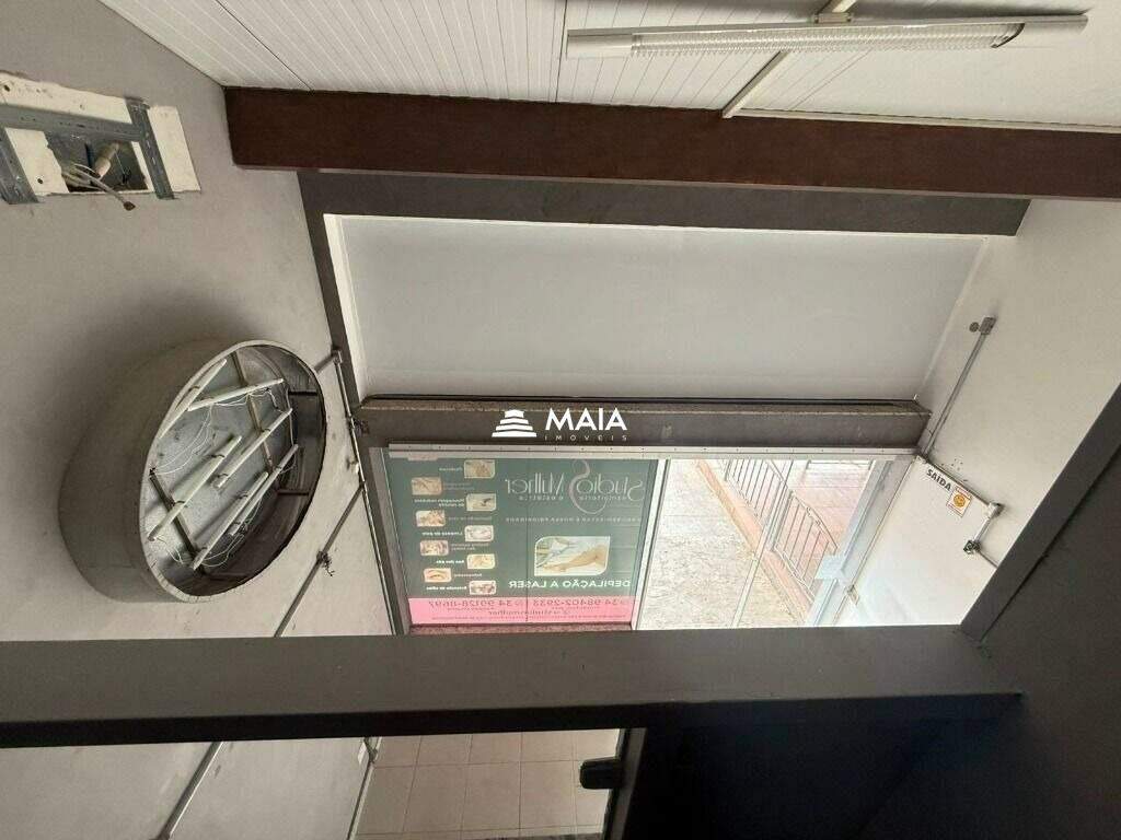 Comercial para aluguel no Universitário: 