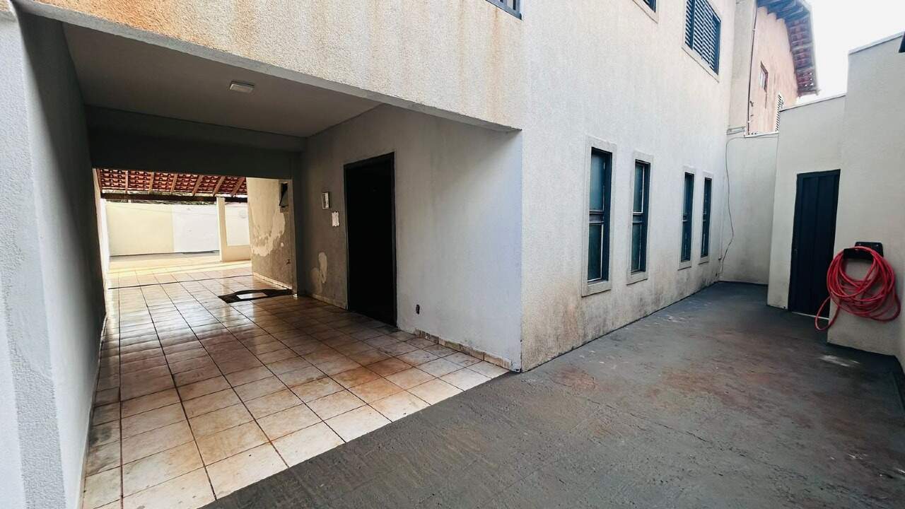 Casa à venda no Conjunto Maringá II: 