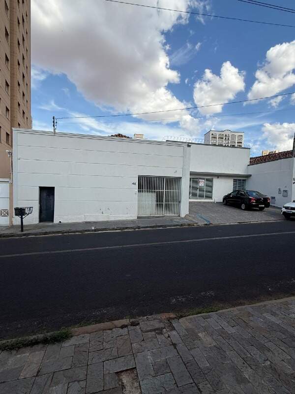 Comercial à venda no Mercês: 