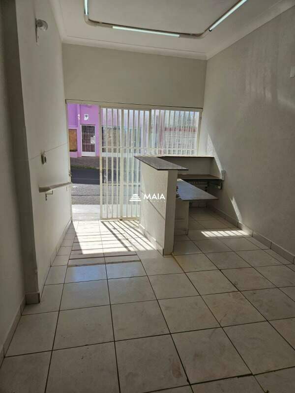 Comercial à venda no Mercês: 