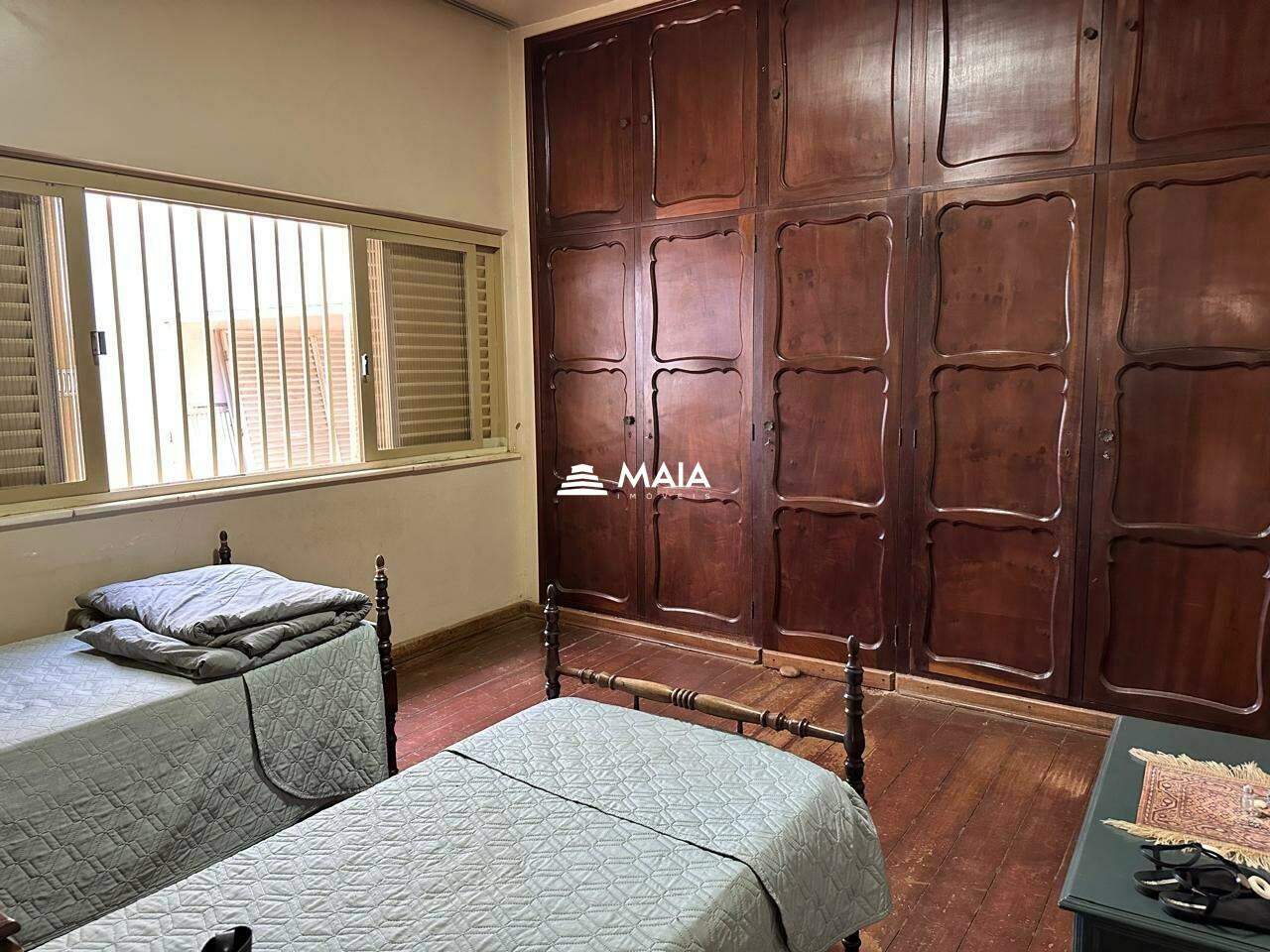 Casa à venda no Centro: 