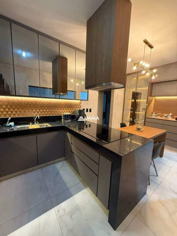 Casa à venda no Conjunto Frei Eugênio: 