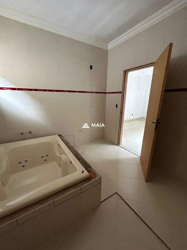 Casa à venda no Conjunto Frei Eugênio: 