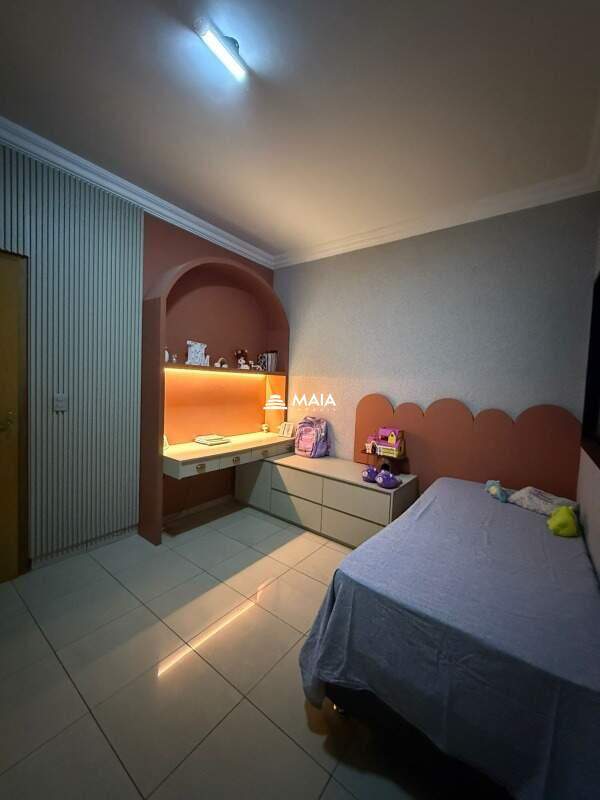 Casa à venda no Conjunto Frei Eugênio: 