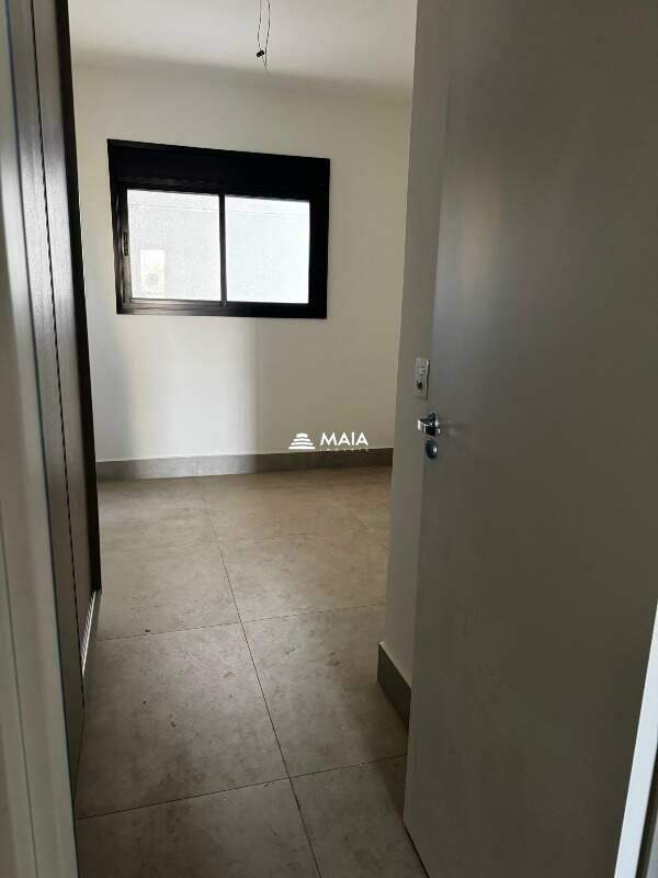 Apartamento à venda no Jardim do Lago: 