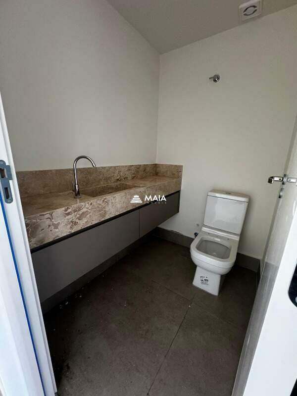 Apartamento à venda no Jardim do Lago: 