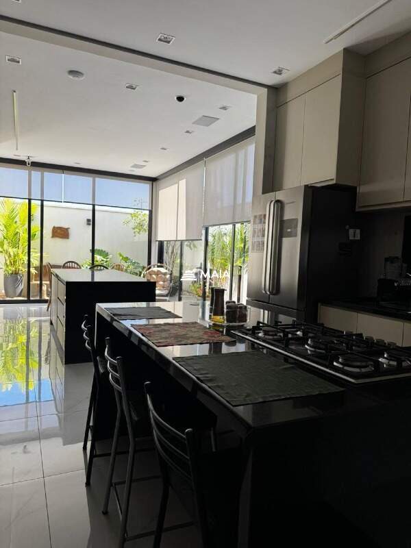 Casa de Condomínio para aluguel no Estância dos Ipês: 