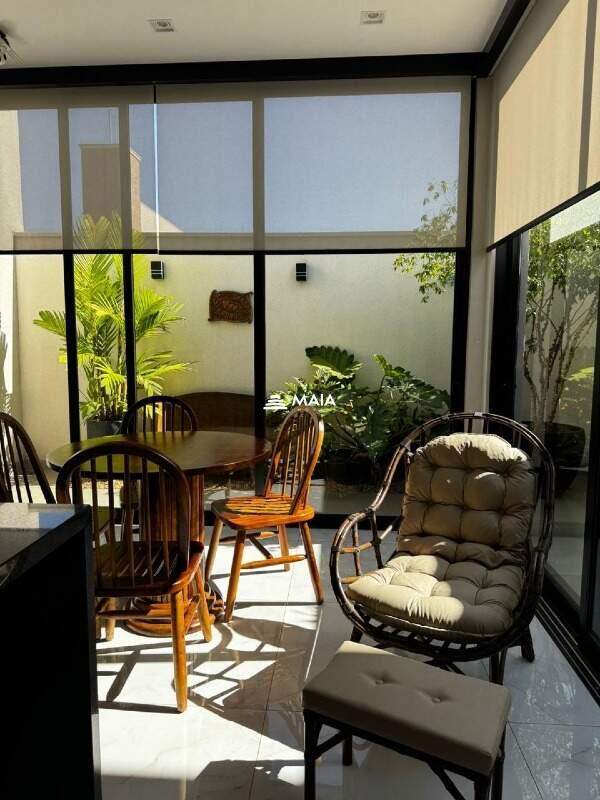 Casa de Condomínio para aluguel no Estância dos Ipês: 