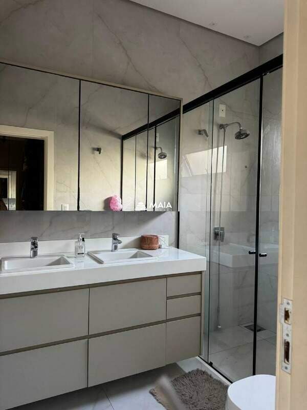 Casa de Condomínio para aluguel no Estância dos Ipês: 