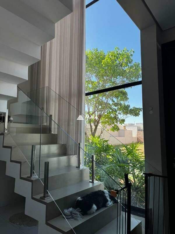 Casa de Condomínio para aluguel no Estância dos Ipês: 