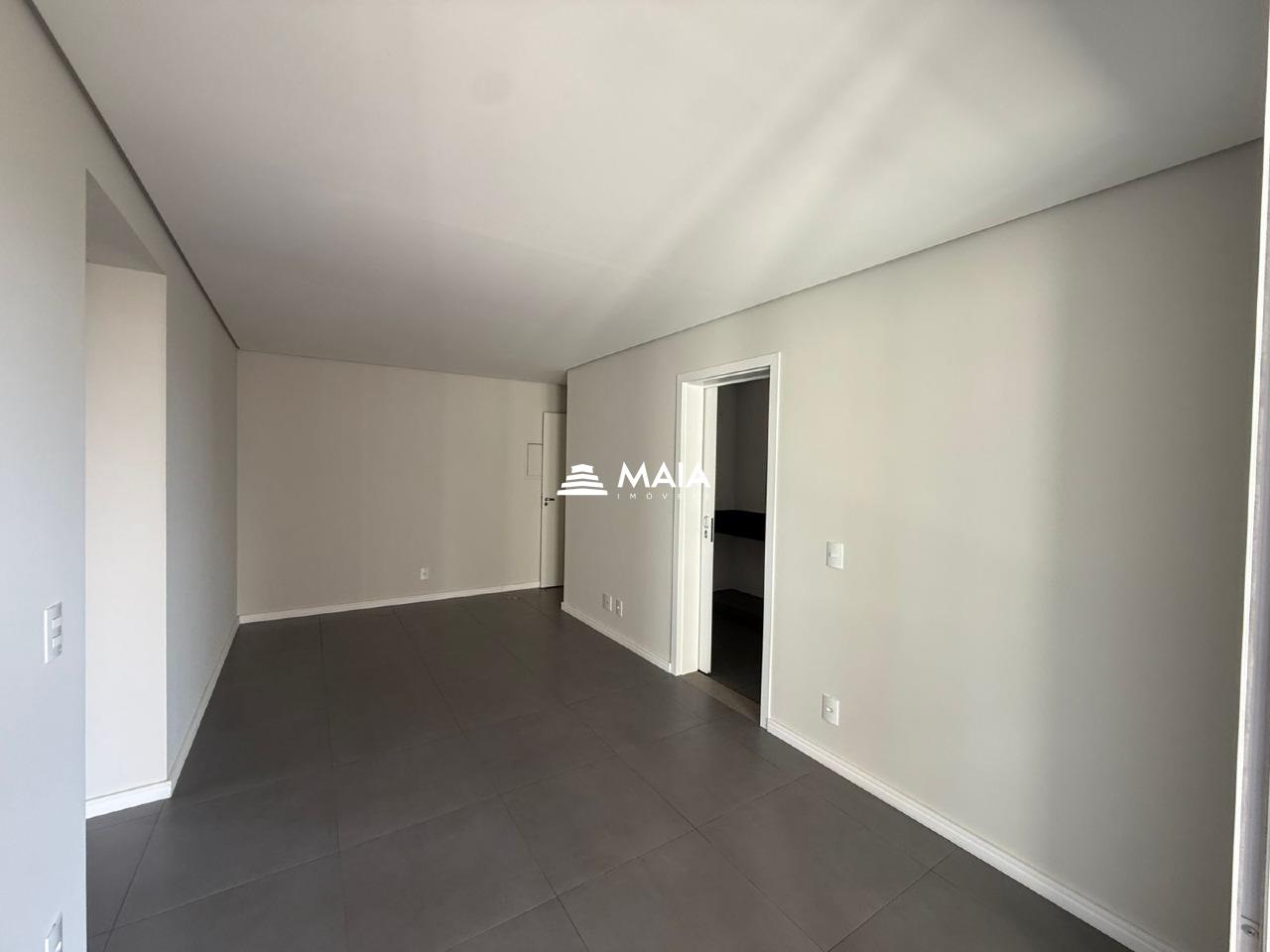 Apartamento à venda no Vila Olímpica: 