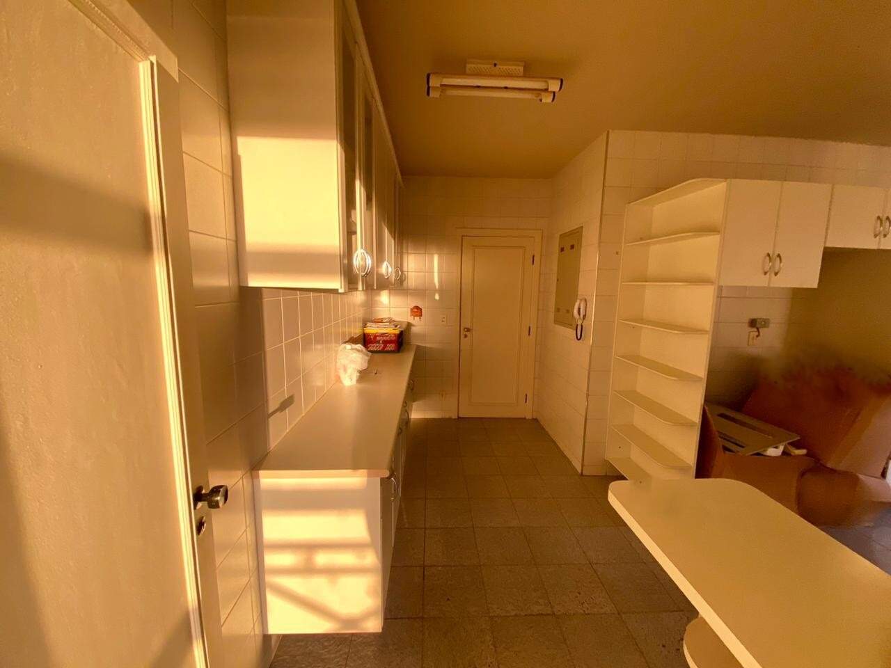 Apartamento para aluguel no Mercês: 