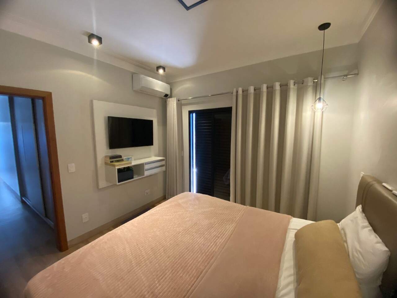 Casa à venda no Jardim do Lago: 