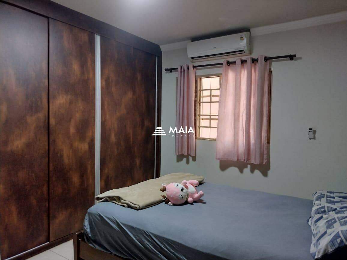 Casa à venda no Lourdes: 