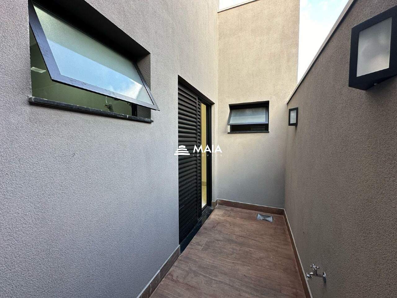 Casa de Condomínio para aluguel no Estância dos Ipês: 