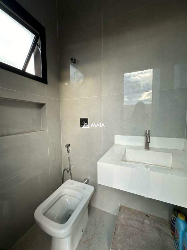 Casa de Condomínio para aluguel no Estância dos Ipês: 