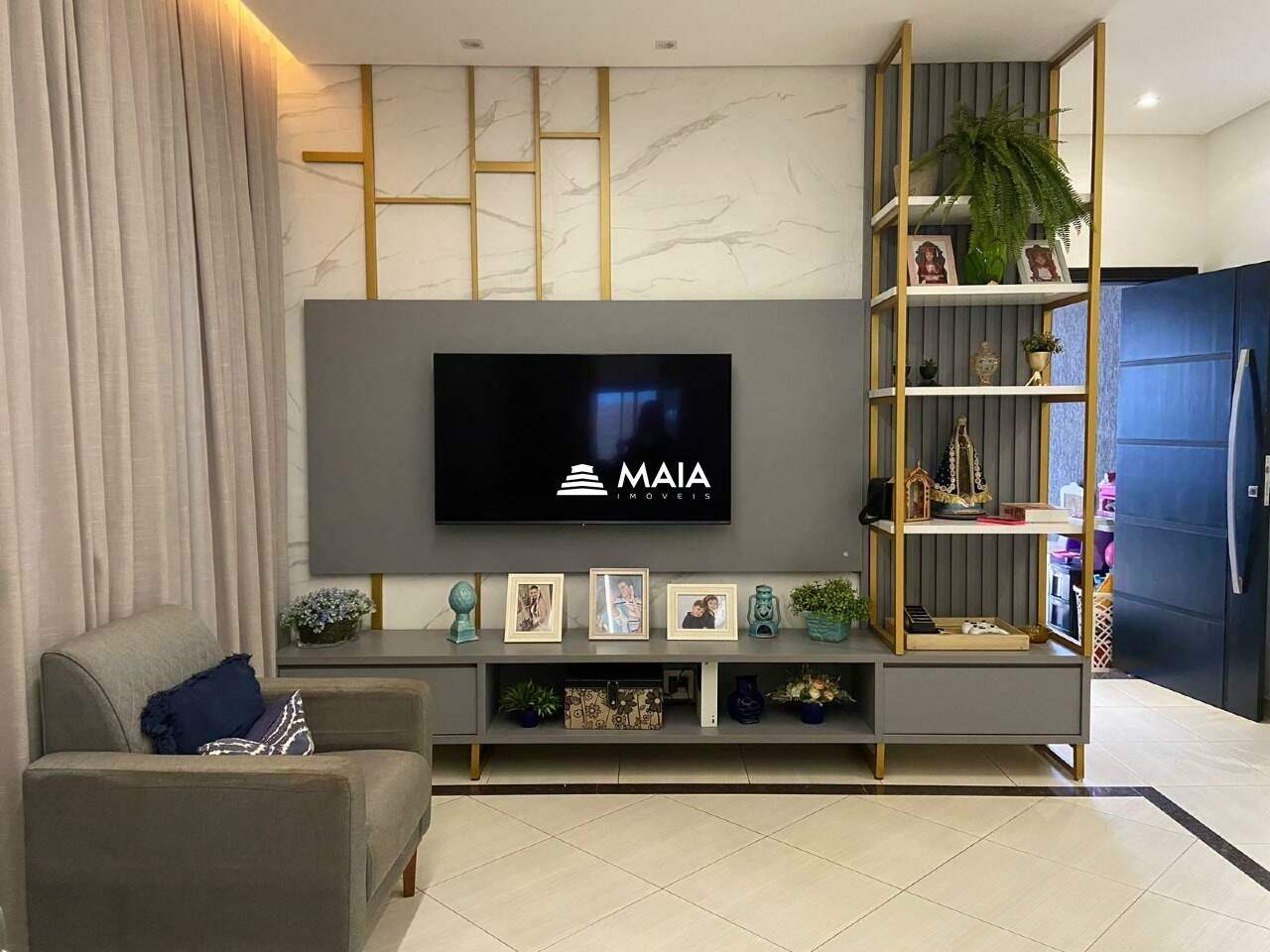 Casa à venda no bairro Grande Horizonte