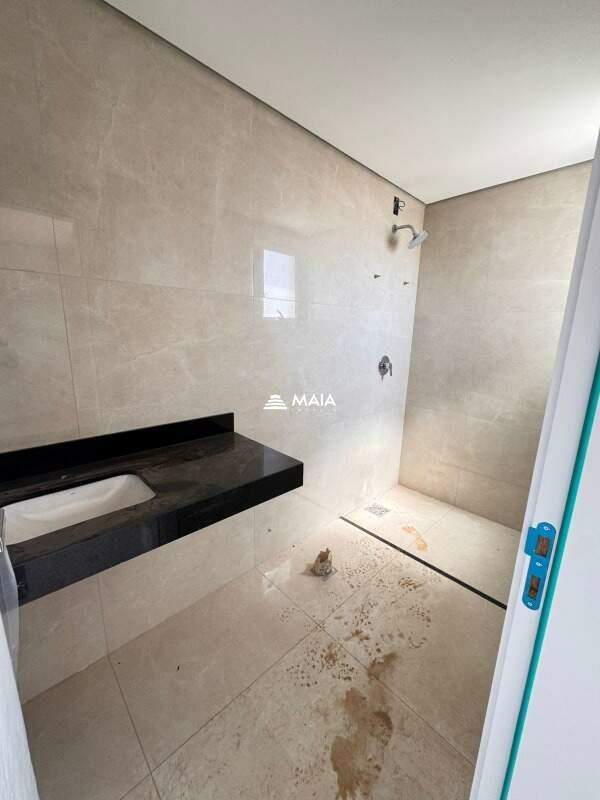 Apartamento à venda no Santa Maria: 