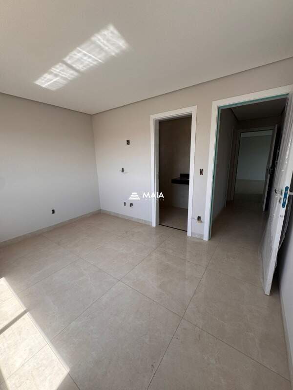 Apartamento à venda no Santa Maria: 