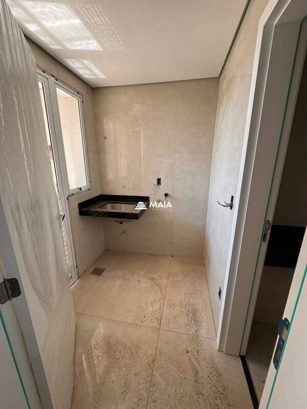 Apartamento à venda no Santa Maria: 