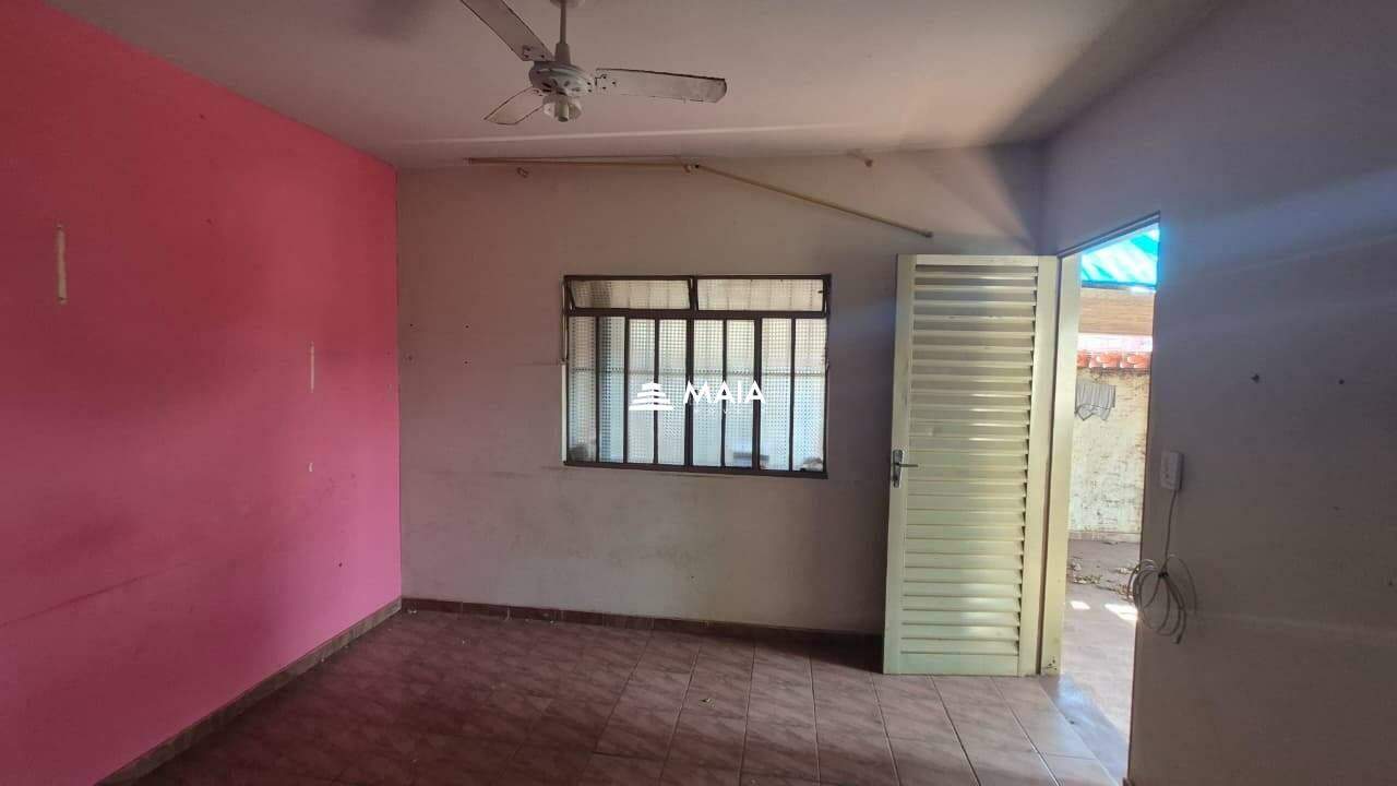 Casa à venda no Santa Marta: 