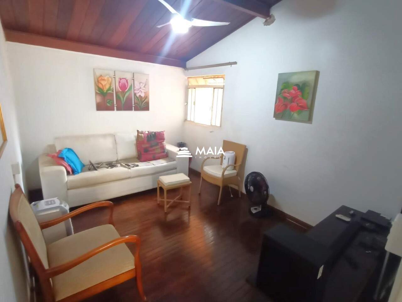 Casa à venda no Mercês: 