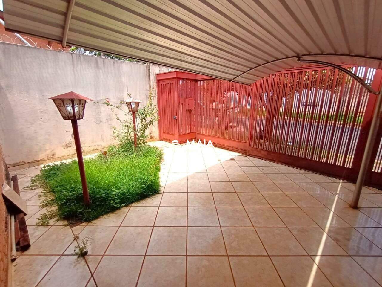 Casa à venda no Mercês: 