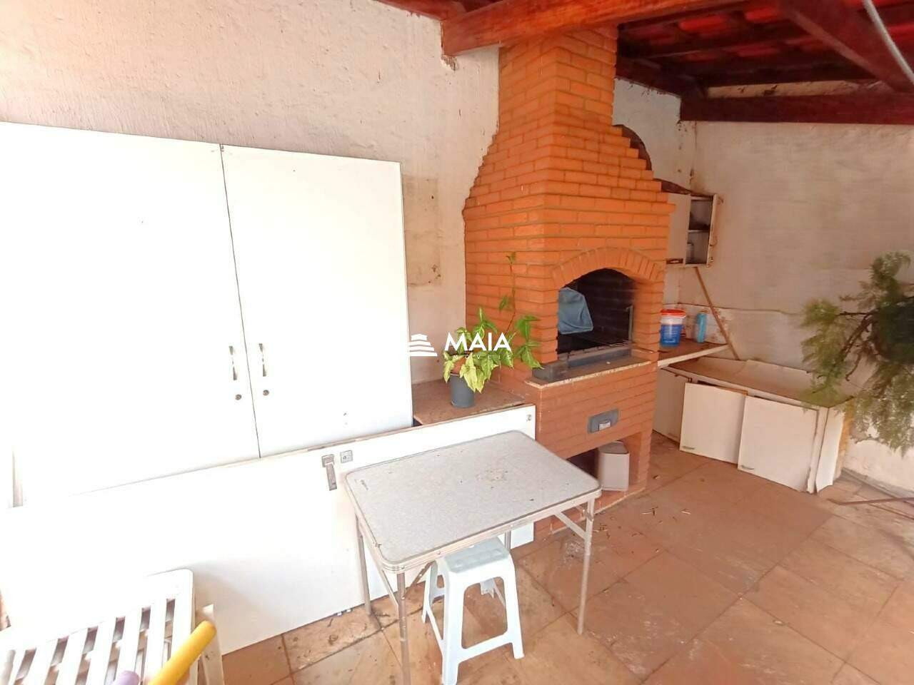 Casa à venda no Mercês: 