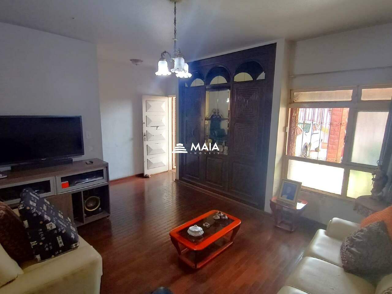 Casa à venda no Mercês: 