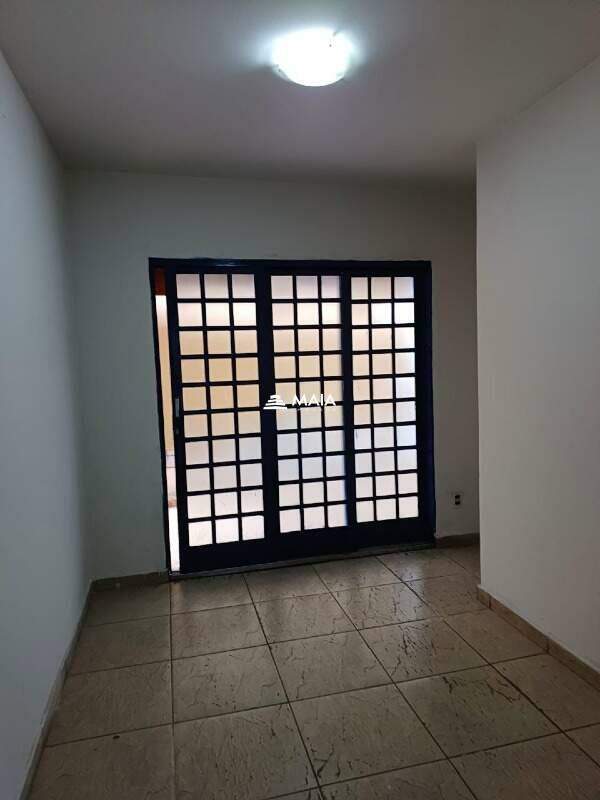 Casa à venda no Centro: 