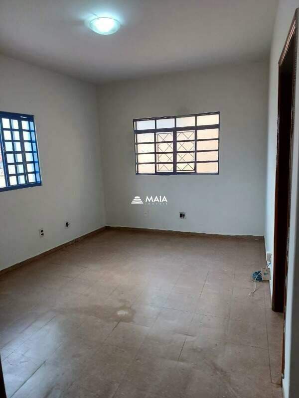 Casa para aluguel no Centro: 