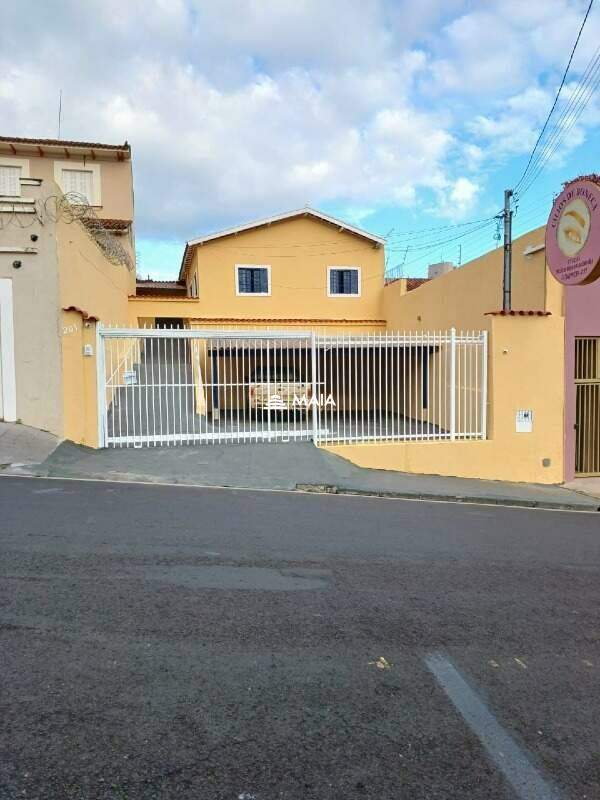 Casa para aluguel no Centro: 