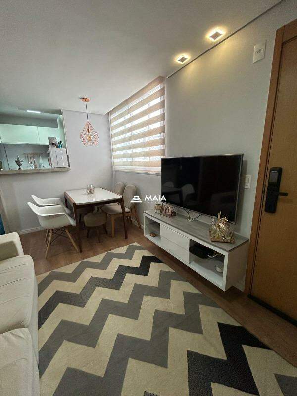 Apartamento à venda no Fabrício: 