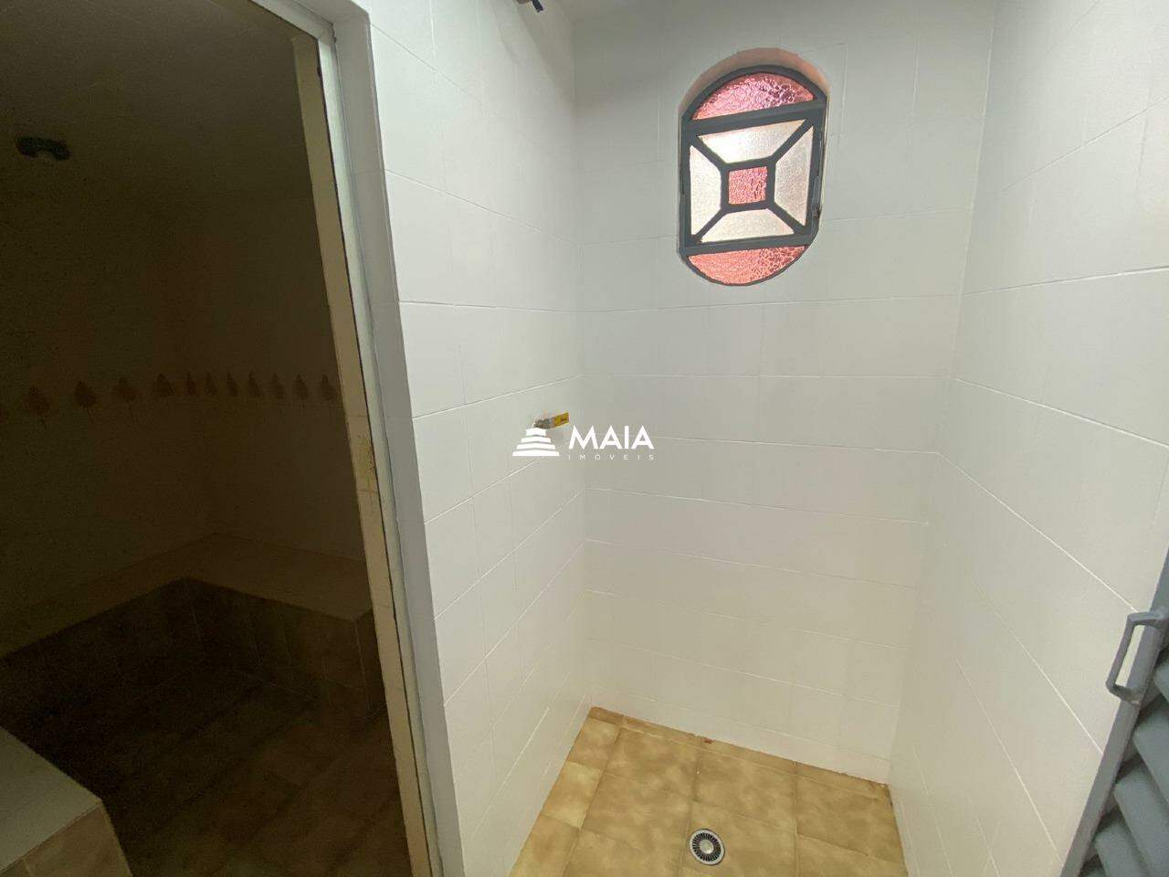 Casa para aluguel no Frei Eugênio: 