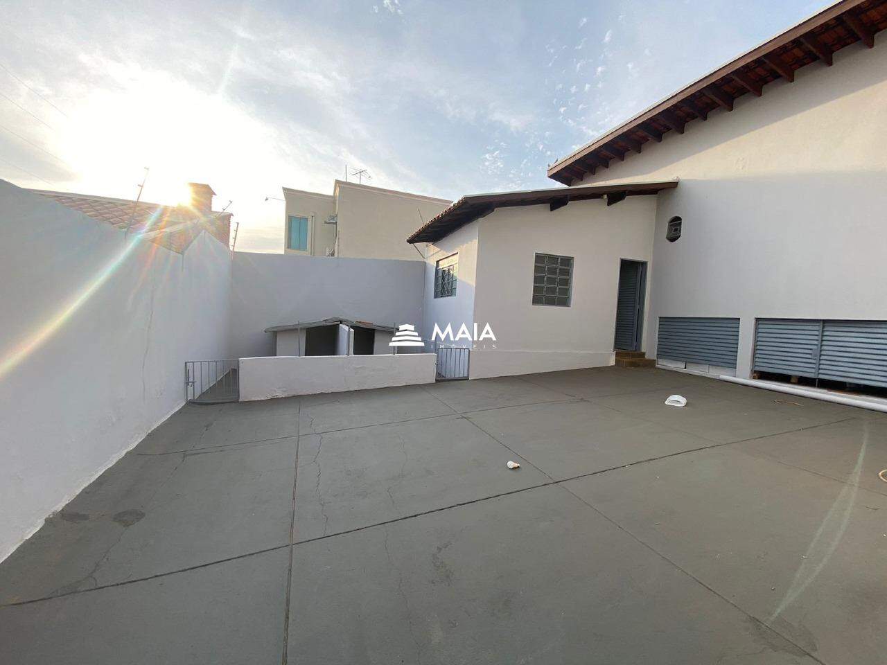 Casa para aluguel no Frei Eugênio: 