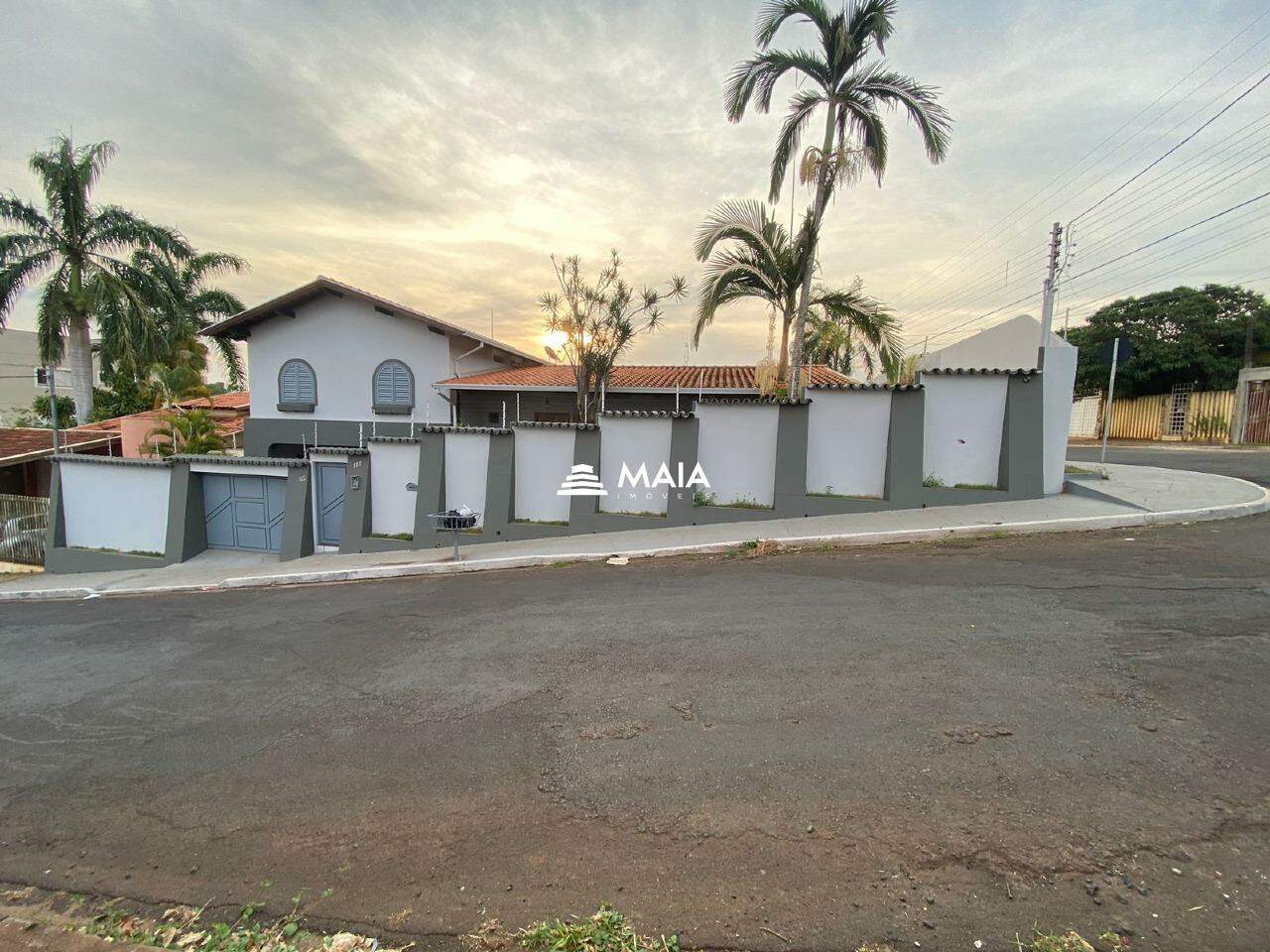 Casa para aluguel no Frei Eugênio: 