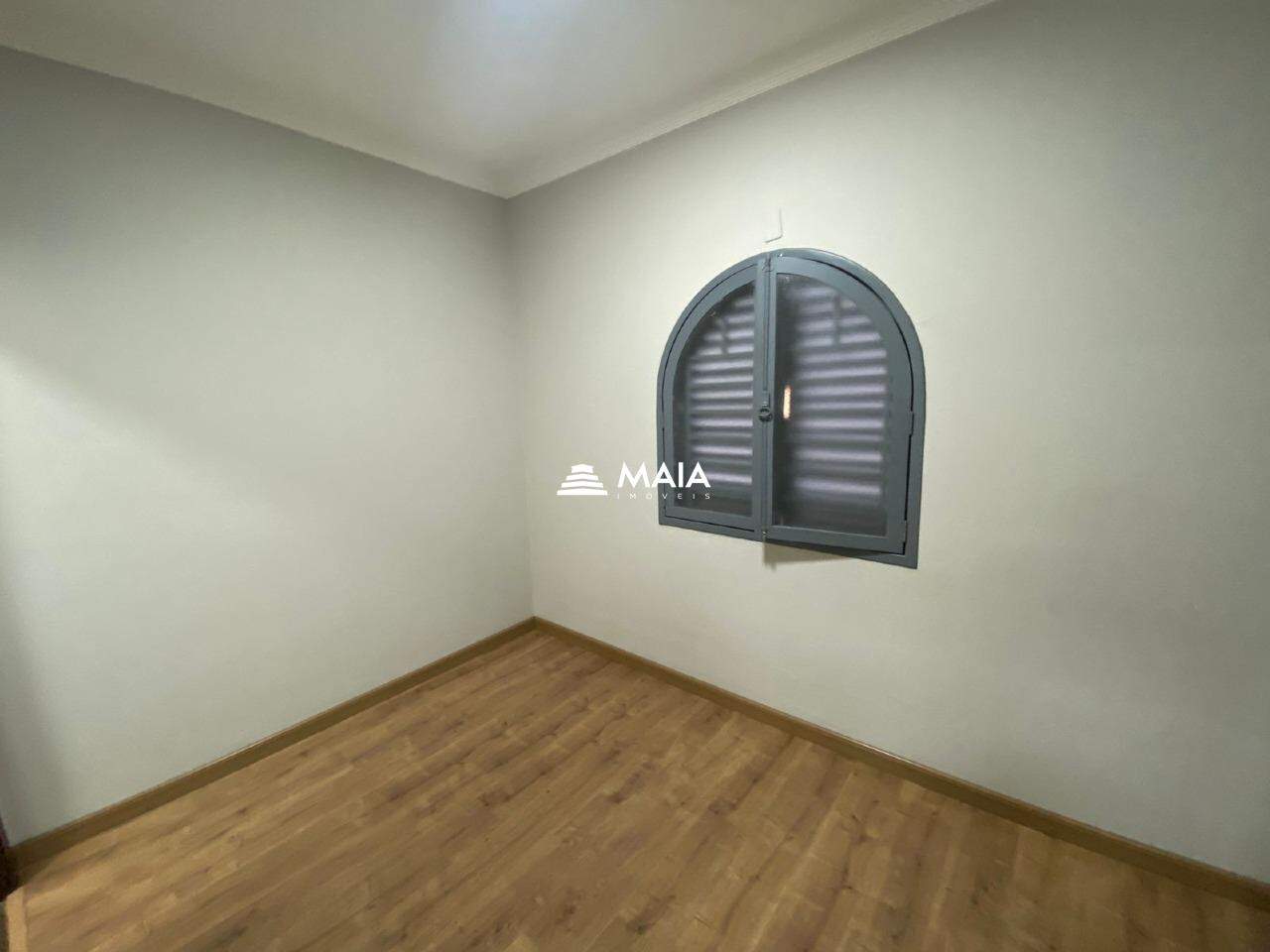 Casa para aluguel no Frei Eugênio: 