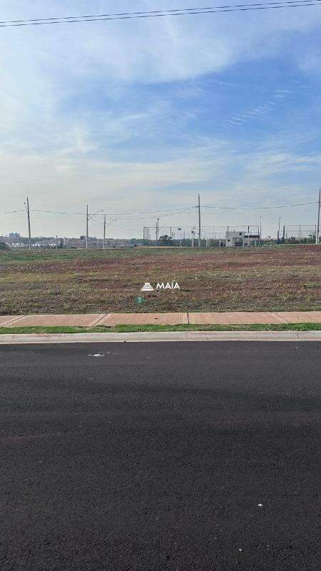 Terreno em Condomínio à venda no Damha Fit - Res. Uberaba: 